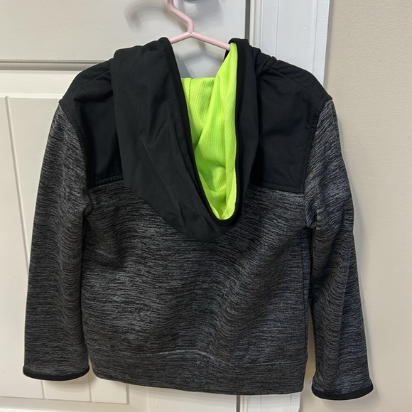 Under Armour Children’s jacket - Picture 2 of 6